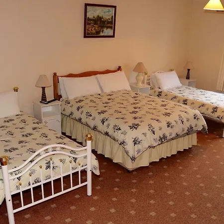 Alojamento de Acomodação e Pequeno-almoço Lakemount House 4*